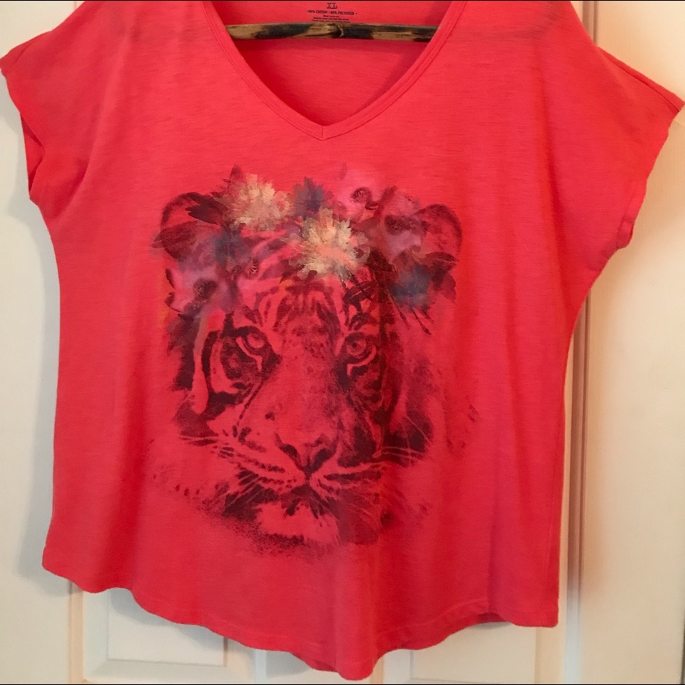 Sonoma (Kohl’s) V-neck shirt, XL, cotton/poly